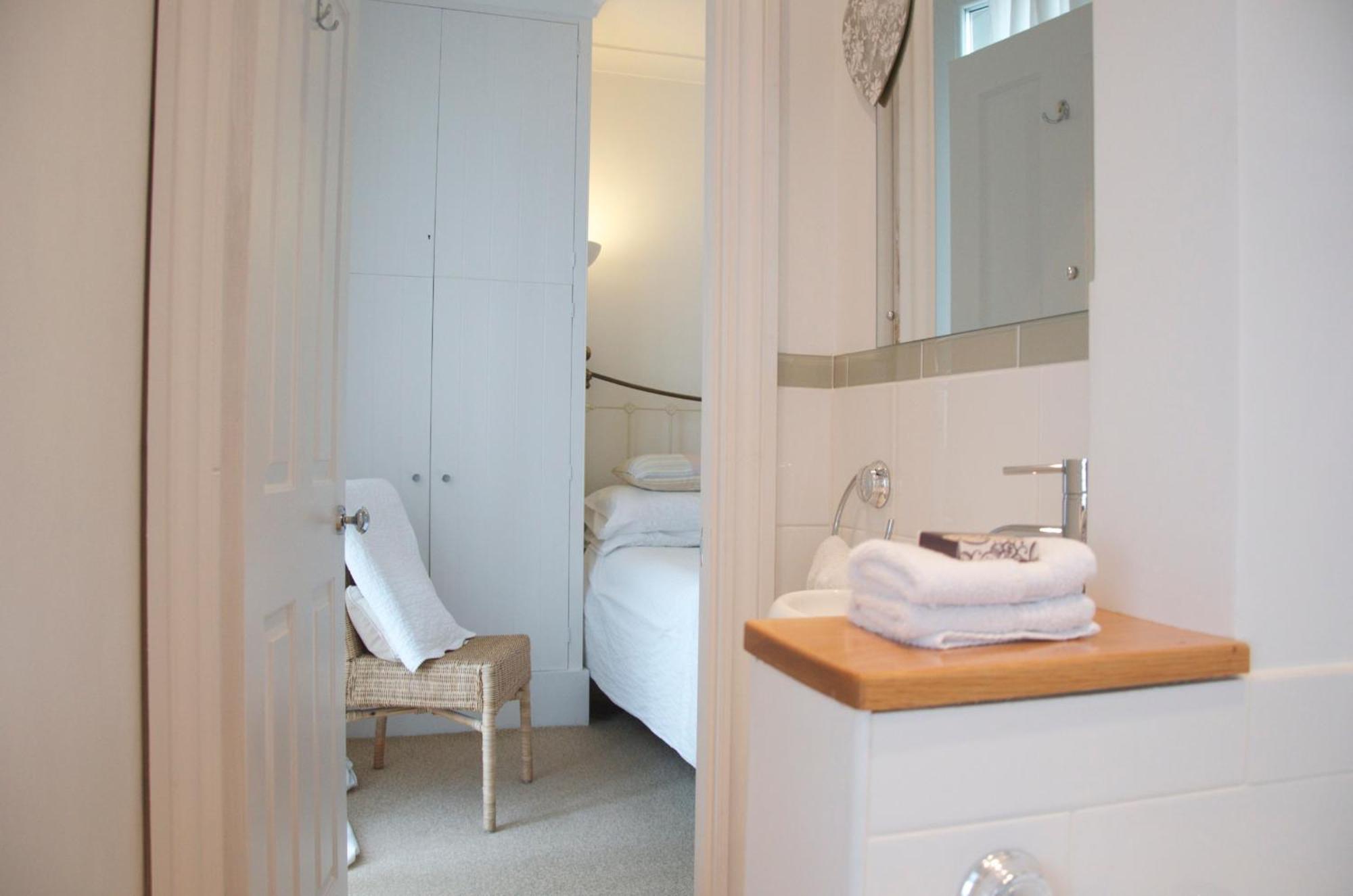 Bed and Breakfast Onefifty Каус Экстерьер фото